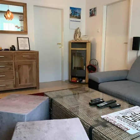 Apartment Ferienwohnung Leh *